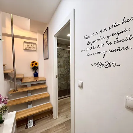 Calterr - Loft Con Terraza Privada, Wifi, Recien Reformado アパート